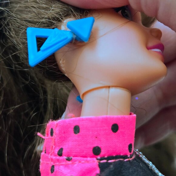 Totally Hair Barbie Doll Brunette 1991 1117 Mattel Read - Picture 11 of 16